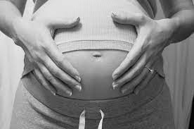 Primeros Movimientos Del Bebe En El Embarazo Primera Segunda Y Tercera Gestacion