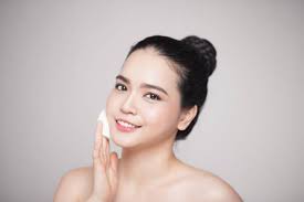 Apakah minyak zaitun bisa memutihkan wajah? 5 Manfaat Minyak Zaitun Untuk Wajah Hello Sehat