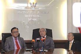 Menteri dalam negeri, datuk seri hamzah zainudin berkata, perkara tersebut mempunyai proses yang bermula dengan pemberian nama kepada suruhanjaya beliau berkata demikian bagi mengulas kekosongan jawatan timbalan ketua polis negara selepas pelantikan rasmi datuk seri acryl sani. Kkmm Album Kunjungan Hormat Yb Timbalan Menteri Ke Atas Ybhg Datuk Amar Awang Tengah Ali Hasan Timbalan Ketua Menteri Sarawak Pada 17 Julai 2019 Image Kunjungan Hormat Yb Timbalan