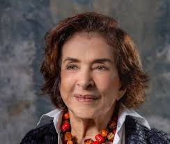 Betty Faria diz que foi proibida de falar sobre política, e fala: 'Vivemos  a ditadura da hipocrisia'