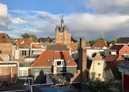 In het hart van de binnenstad van zwolle ligt dit verzorgde, aantrekkelijke tweekamer appartement. Wo Die Wolke Lockt Kunst In Zwolle Meikemeilen