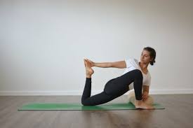 10 Tips to Avoid Yoga Injuries - Safe Yoga Practice - YOGATEKET