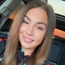 Disney princess.. (fiona)? 🤣🤣 < <jammy.cruz