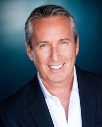 Enrique Campos, CENTURY 21 Real Estate Agent in Granada Hills, CA