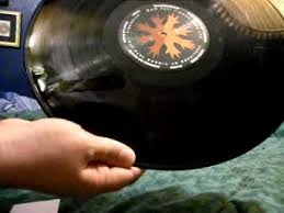 Radiohead's sense of timing is quite something. Radiohead The King Of Limbs Vinyl Unboxing Youtube