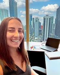 Paul Huck's Instagram, Twitter & Facebook