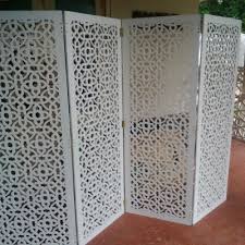 Sebab, bentuk dan tinggi partisi ruangan ini akan pula menentukan jumlah krat kayu yang dibutuhkan. Ingin Ruangan Di Rumah Lebih Lapang Inilah 10 Rekomendasi Partisi Ruang Minimalis Yang Keren 2020