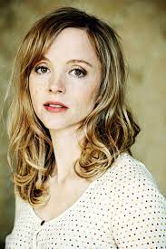 Da pfarrer sonnleitner an das beichtgeheimnis gebunden ist. Fruhling Familie Auf Probe Tv Film Reihe 2018 2019 Crew United