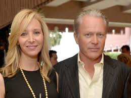 Other stars like lisa kudrow, troian bellisario, and mark ruffalo have played their own twins on tv most friends fans know lisa kudrow, who played phoebe buffay, also played phoebe's twin sister. Is Lisa Kudrow Still Married To Michel Stern