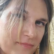 Fundraiser by Mixie Meow : Help Mixie Afford Bills and Stay Afloat