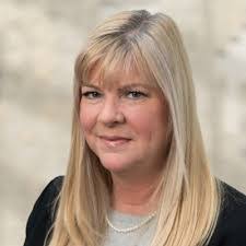 Julie Watterson's Instagram, Twitter & Facebook