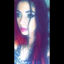 Katie Hostetter's Instagram, Twitter & Facebook