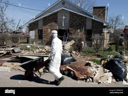Clean up after katrina hi-res stock photography and images