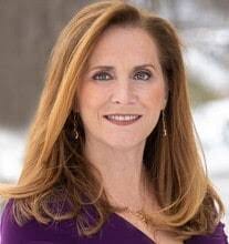 Carol Martorana's Instagram, Twitter & Facebook