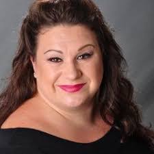 Andi Knox's Instagram, Twitter & Facebook