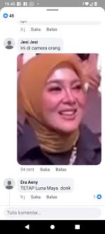 Model rambut inces Syahrini yg selalu viral dari rambut pendek,panjang  sampai berhijab selalu menjadi trend