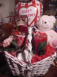 Valentine's gift ideas for girls: The Valentine S Day Gift Basket Valentine S Day Gift Baskets Valentine Gift Baskets Valentine Baskets