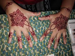 Kakek tua ini berpacaran dengan gadis cantik tapi malah nasib apes подробнее. Pengantin Kemarin Inai Lukis Cantik Murah Facebook