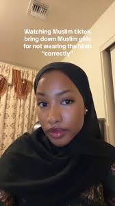 Bradford Women Yelled at for Not Wearing Hijab