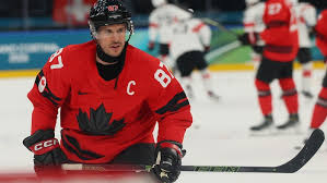 Sidney Crosby and Connor McDavid