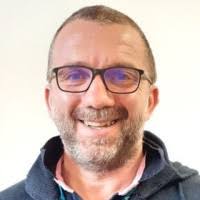 400+ "Eric R." profiles