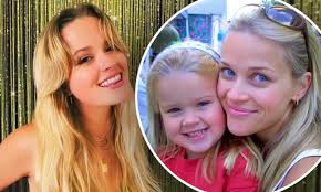 Reese Witherspoon shares adorable throwback photos to celebrate her  daughter Ava's 22nd birthday