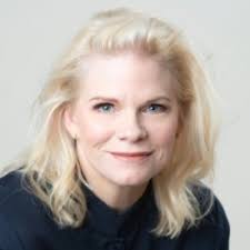 Incredibly proud and honored to have participated in the closing bell  ceremony at Nasdaq yesterday with Syndax Pharmaceuticals . We celebrated  all that the company has achieved since its IPO 8 years… |