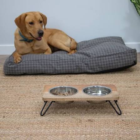 Pet beds and bowls