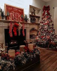 Christmas Homecoming Hallmark Trailer Christmas Mass Palm Deser Traditional Christmas Decorations Christmas Decorations Apartment Indoor Christmas Decorations