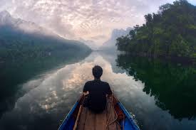 Du lịch) Hồ Ba Bể, viên ngọc xanh giữa núi rừng - Metrip.Vn