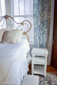 What Every Guest Bedroom Should Have Ideas And Tips On How To Make The Best Guest Bedroom Adelightsome Guest Bedroom Decor Guest Bedrooms Bedroom Decor Design