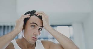 Évitez le stress, il favorise la perte des cheveux ! Calvitie Comment Eviter De Devenir Chauve Clinique Des Champs Elysees