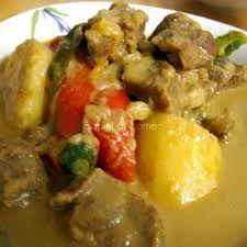 Ayam masak kurma yang sedap. Daging Masak Kurma