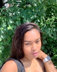 Profile for Saloni Hebron