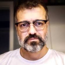 Rafael Stein's Instagram, Twitter & Facebook