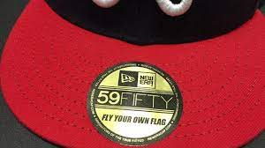 Pakai topi new era stickernya tidak dilepas : 59fifty Sticker On Or Off Lets Put This Debate To Bed