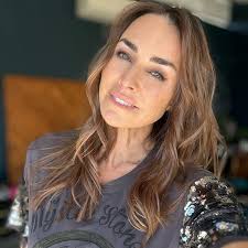 Kerry McGregor (@kerry.mcgregor) • Instagram photos and videos