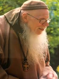 Når det vidunderlige blir til virkelighet: Munk Robert in memoriam