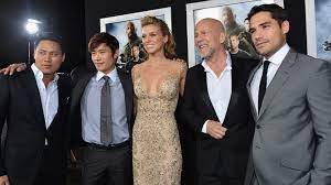 Rise of cobra, director jon chu pairs returning characters snake eyes (ray park) and duke (channing tatum). G I Joe Retaliation Premiere In Hollywood Variety