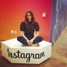 .публикаций — посмотрите в instagram фото и видео troian bellisario (@sleepinthegardn). Troian Bellisario Teams Up With Instagram For Hereforyou Campaign Launch Instyle