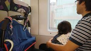 9ヶ月娘、旦那と特急あずさに乗るの巻 | 子連れで首都圏色々遊びに行くのかい？
