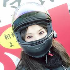 ゆーみんさんはinstagramを利用しています 走ってきたよ 揚げパン最高 ヒューズなおしてもらったよ ヒーテック 復活 冬は苦手 バイク楽しいね 春が待ち遠しい riding helmets asian woman helmet