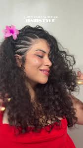 Curly Hair Style for Karol G Concert