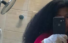 There isn't a single color that the 'starships' singer wouldn't try out once. Nicki Minaj S Real Hair Stuns Fans As They Beg Her To Keep It Natural Metro News