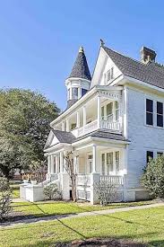 1904 Victorian For Sale In Beaumont Texas Captivating Houses In 2020 Victorian Homes House With Porch House