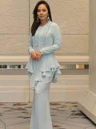Nora binti mohd danish hanif (born 7 march 1982) also known as nora danish is a malaysian actress, rapper, singer, model, television personality and businesswoman. Nedim Pandai Memasak Berat Nora Danish Naik Tiga Kilogram Entertainment Rojak Daily