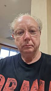 大家週六早上好。週末愉快,注意安全。 🫂