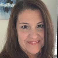 Lisa Cercone's Instagram, Twitter & Facebook