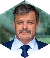 Paul Bova's Instagram, Twitter & Facebook