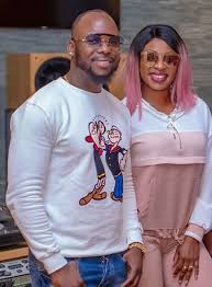 Refila boy beef to payitu mathebula part 2 formato: Refiller Boy Forte Manda Indireta Para Mr Bow Devido A Sua Nova Musica Com O Cantor Angalono Matias Damasio Red Foxes
